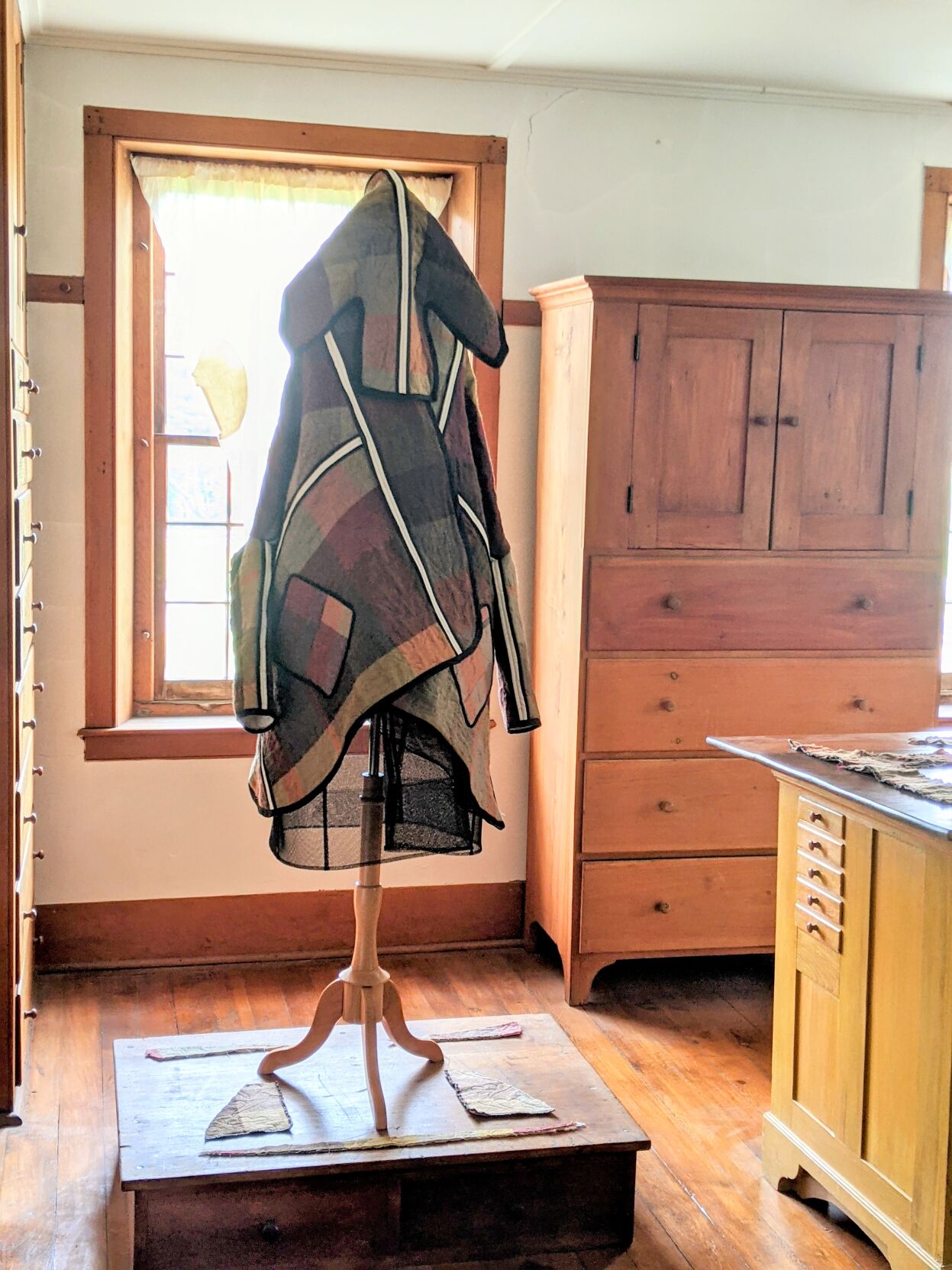 Cocoon cloak